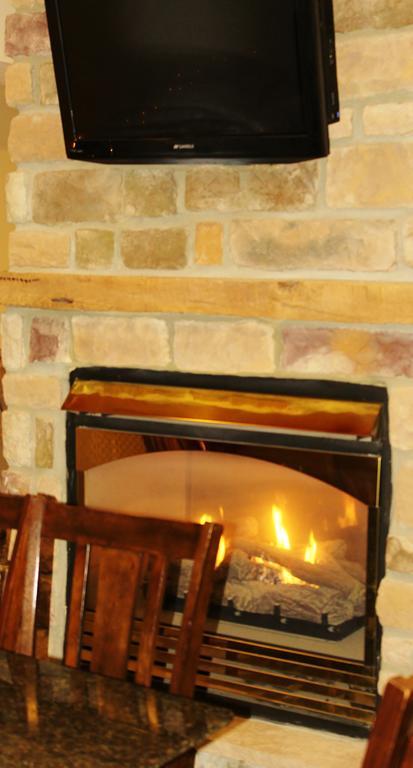 Crystal Springs Inn And Suites Towanda Ngoại thất bức ảnh